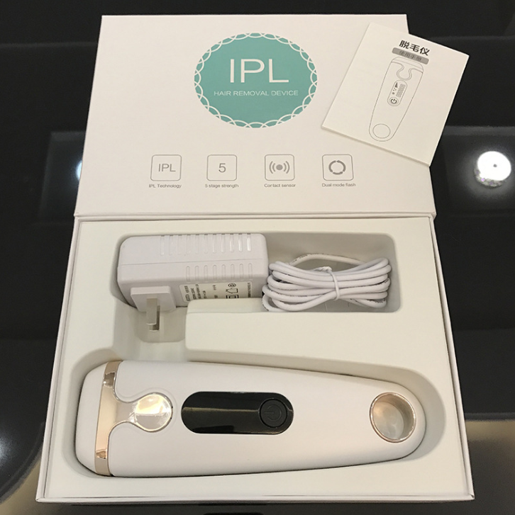 Nouveau Dispositif d'Épilation Laser et Rasoir